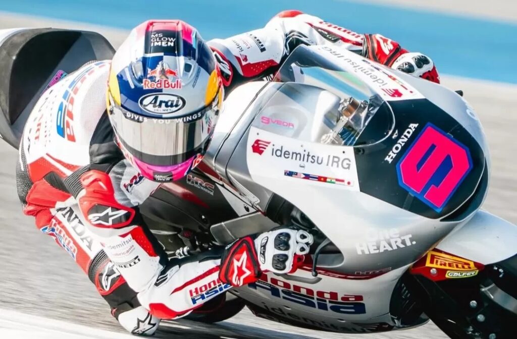 Veda ada di posisi 5 klasemen Moto3 2026.