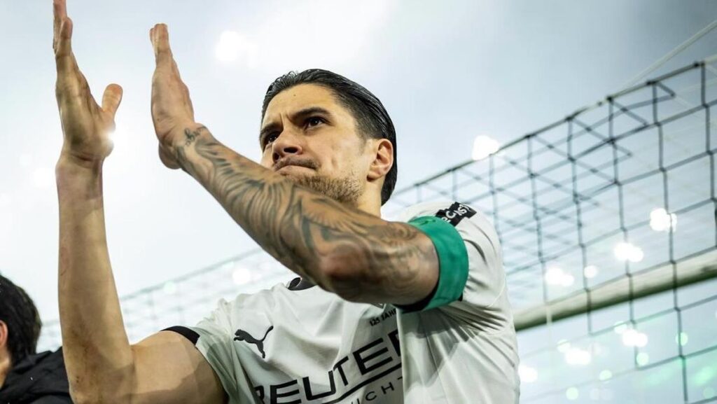 Kevin Diks bikin sejarah di Liga Jerman. (Foto: dok. Instagram/@borussia)