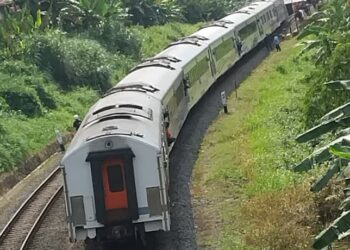Kereta Anjlog di Bumiayu (Tangkapan Layar)