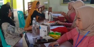 Ratusan calon jemaah haji jalani tes kesehatan sebelum berangkat ke Tanah Suci (Foto : Darfan)