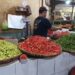 Pasokan cabai sulit, harga cabai kembali meroket (Foto : Darfan)