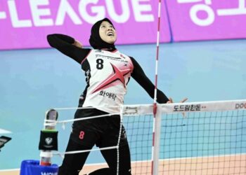 Aksi Megawati Hangestri Pertiwi saat membela Red Sparks lawan Pink Spiders. (Dok. KOVO)