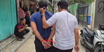 Dua sindikat ganjal ATM dibekuk, kuras ATM korban hingga Rp69 juta (Foto : Darfan)