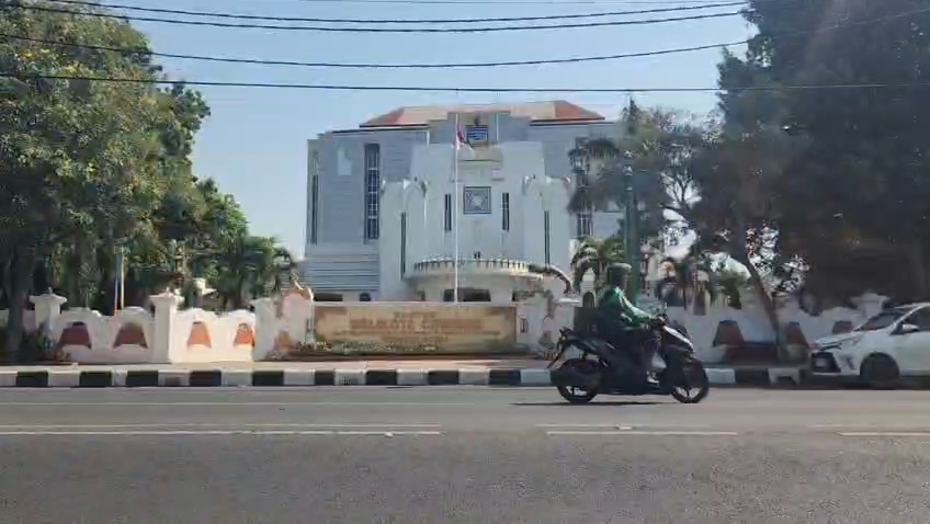 Balai Kota Cirebon (Foto : Darfan)