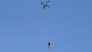 Heboh! Petani di Tuban Gunakan Drone untuk Pulang-Pergi (Tangkapan Layar)