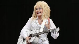 Penyanyi Legendaris Dolly Parton Meninggal Dunia di Usia 80 Tahun (Tangkapan Layar)