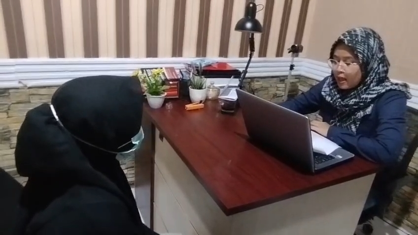 Lahir dari Hubungan di Luar Nikah, Seorang Ibu Bunuh Bayi dan Buang di Kebun (Foto : Darfan)