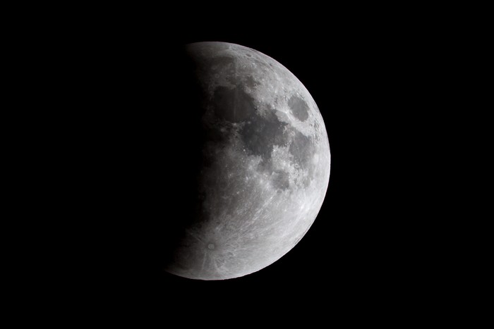 Foto: Getty Images/iStockphoto/Onfokus/ilustrasi bulan