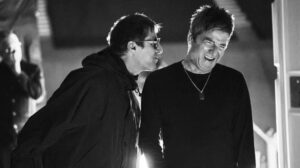 Noel Gallagher dan Liam Gallagher. (Foto: Laman Resmi Oasis)