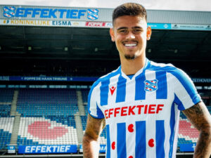 Mees Hilgers akan menggunakan nomor punggung 2 bersama SC Heerenveen. (Foto: Instagram resmi SC Heerenveen)