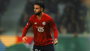 Aksi Calvin Verdonk bersama Lille saat menghadapi PAOK di Liga Europa 2025/2026, Jumat (24/10/2025). (Dok. Lille)