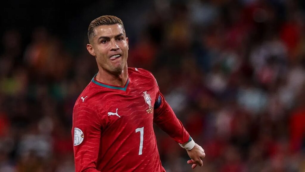 Cristiano Ronaldo terancam sanksi larangan bertanding hingga enam bulan usai berselisih dengan pelatih Portugal, Jorge Jesus. (Foto: Carlos Rodrigues/Getty Images)